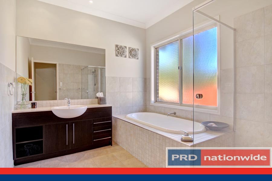 74 Mi Mi Street OATLEY 12