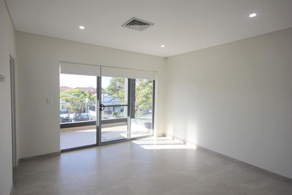 74 Payten Ave  ROSELANDS 13