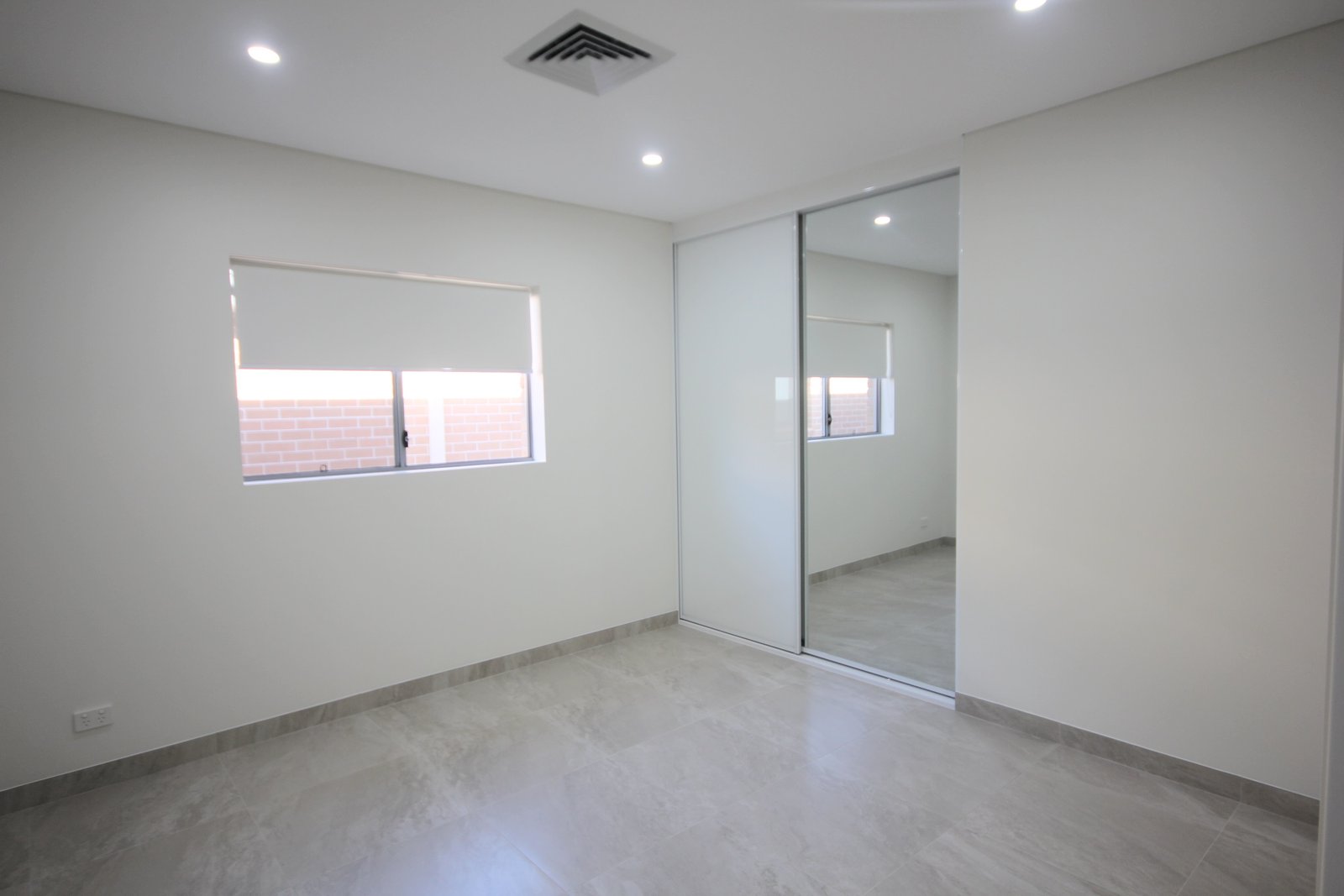 74 Payten Ave  ROSELANDS 16