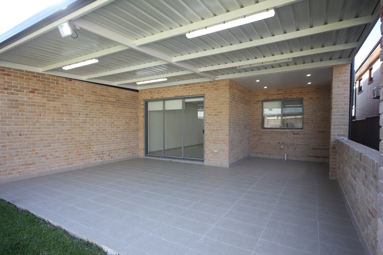 74 Payten Ave  ROSELANDS 9