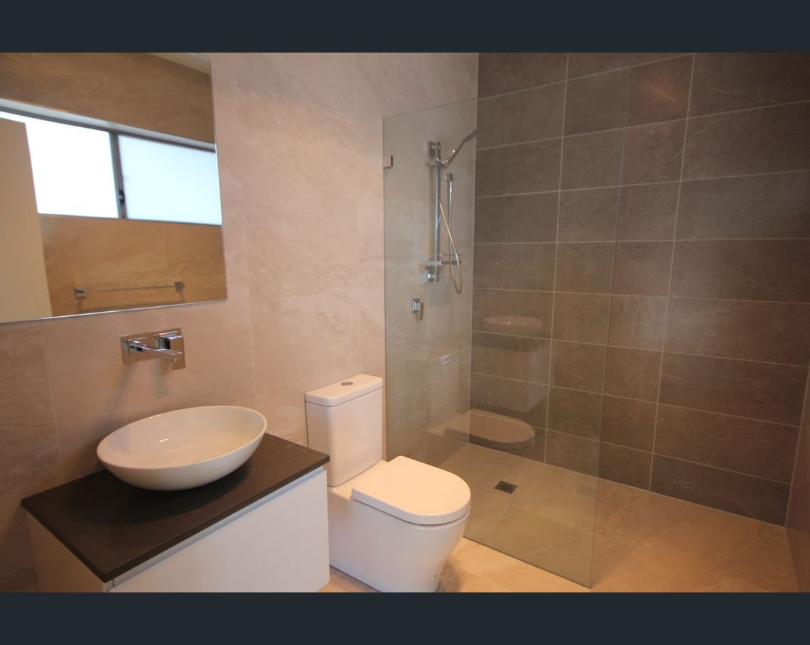 74 Payten Avenue ROSELANDS 6