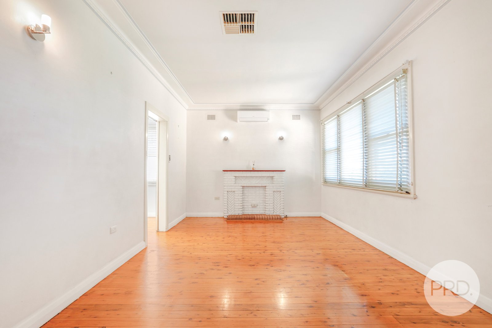 74 Piper Street TAMWORTH 4