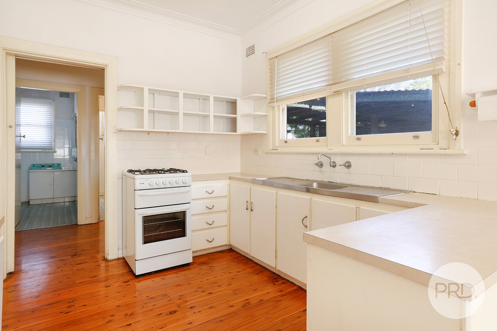 74 Piper Street TAMWORTH 9