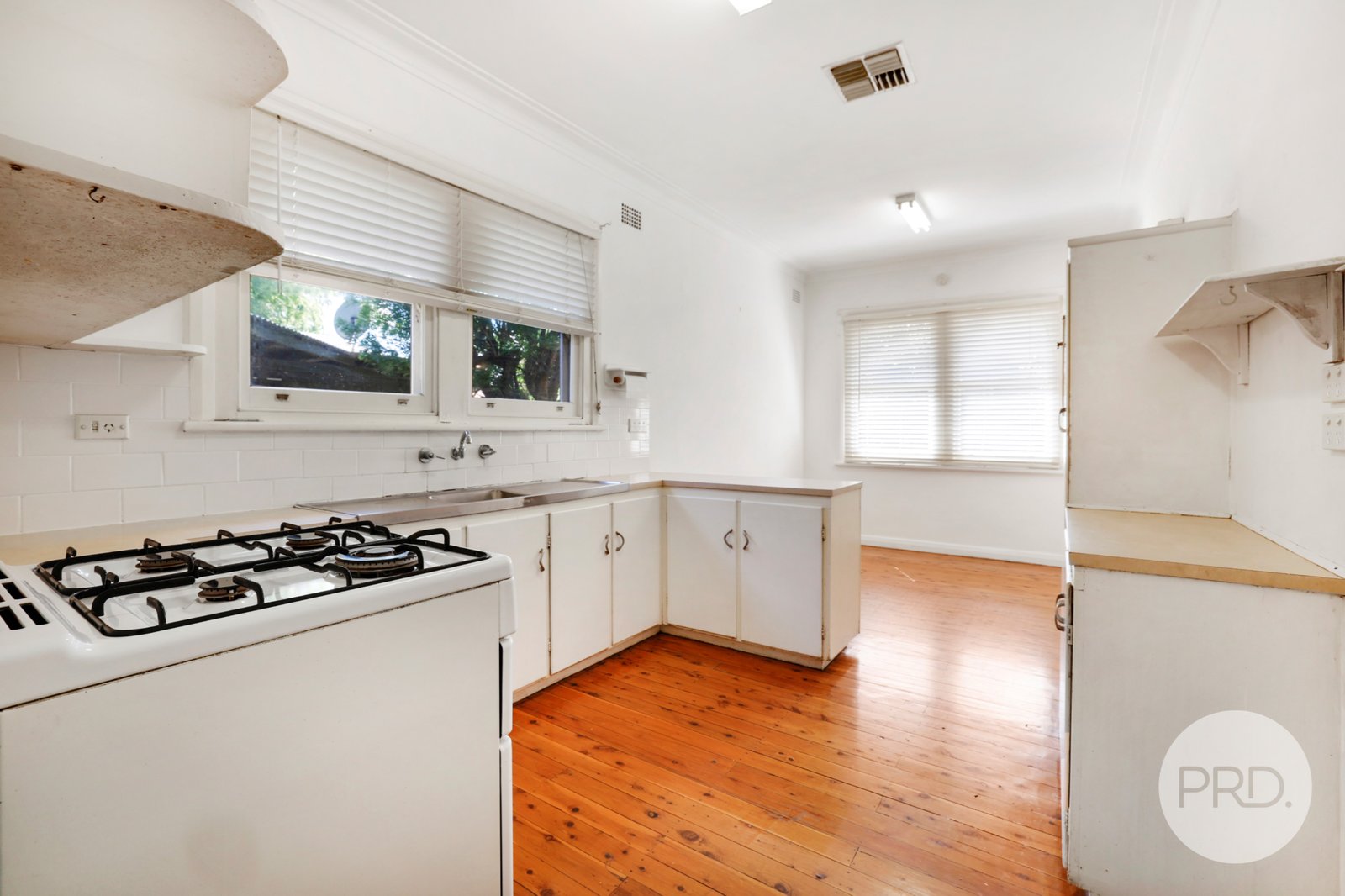 74 Piper Street TAMWORTH 10