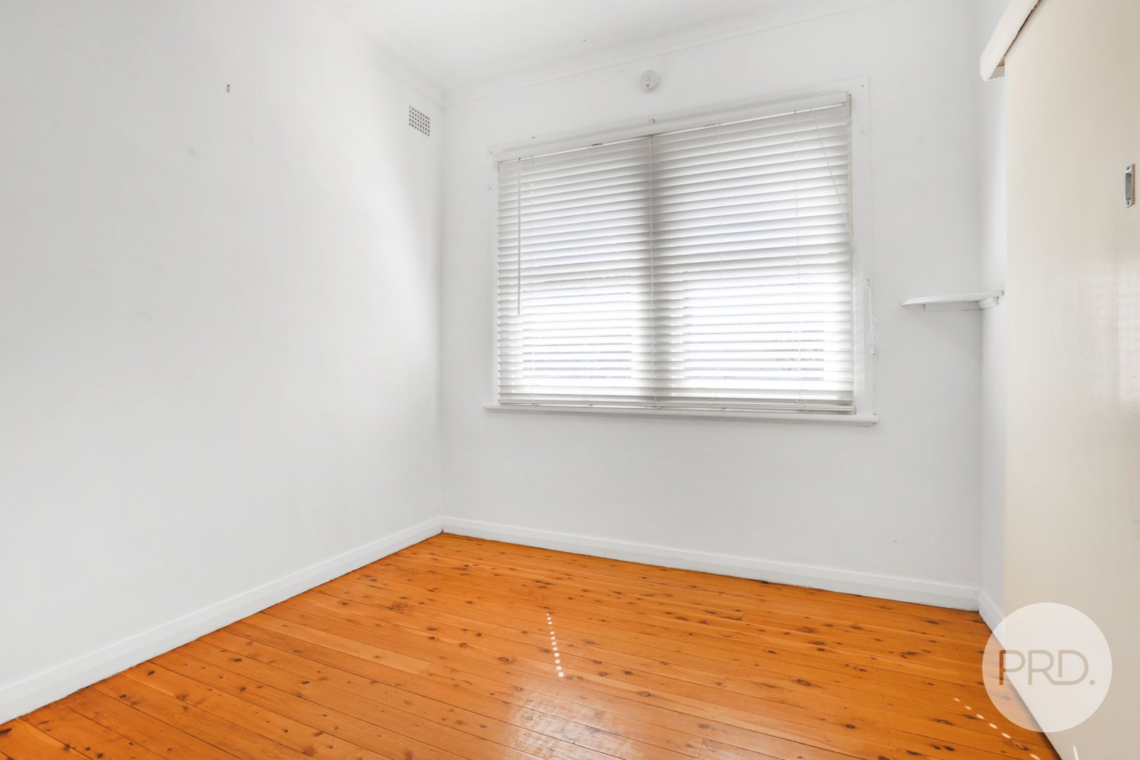 74 Piper Street TAMWORTH 11