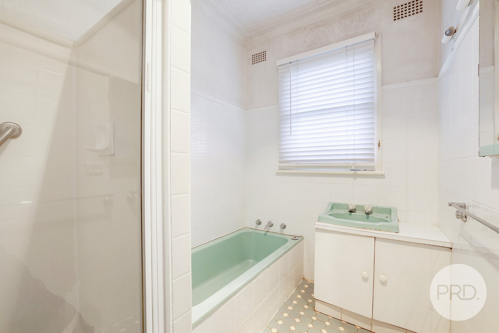 74 Piper Street TAMWORTH 12