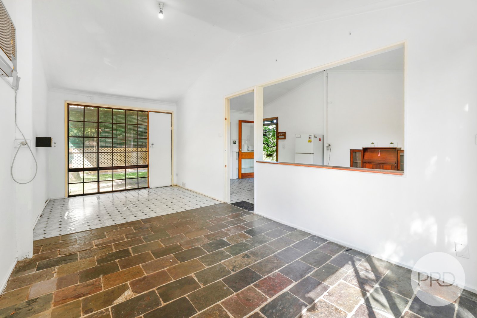 74 Piper Street TAMWORTH 16