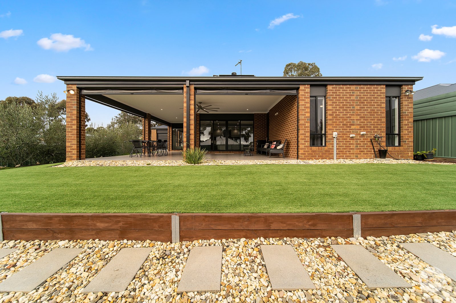 74 Queen Street KANGAROO FLAT 20