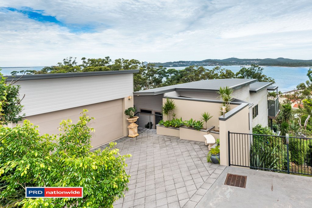 74 Randall Drive (Access via Scott Circuit)  SALAMANDER BAY 1