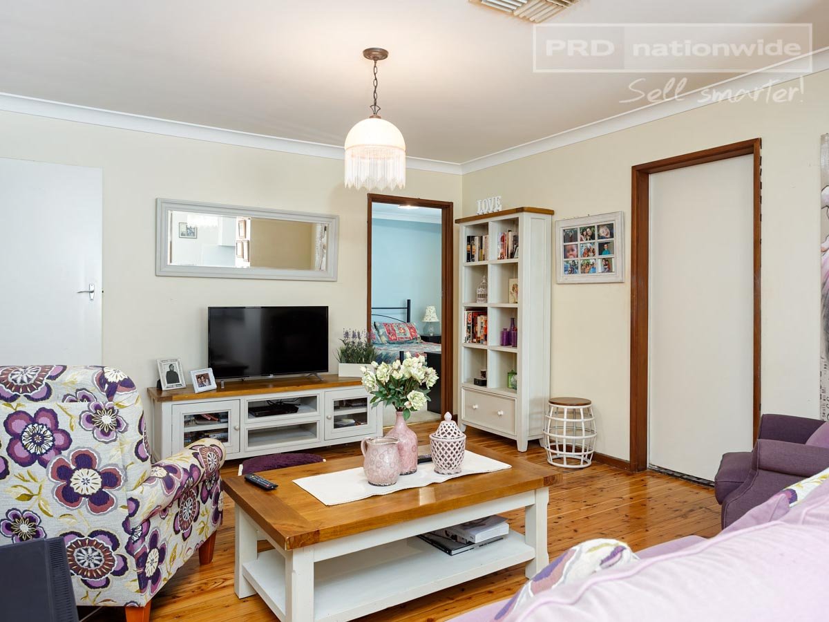 74 Raye Street TOLLAND 8
