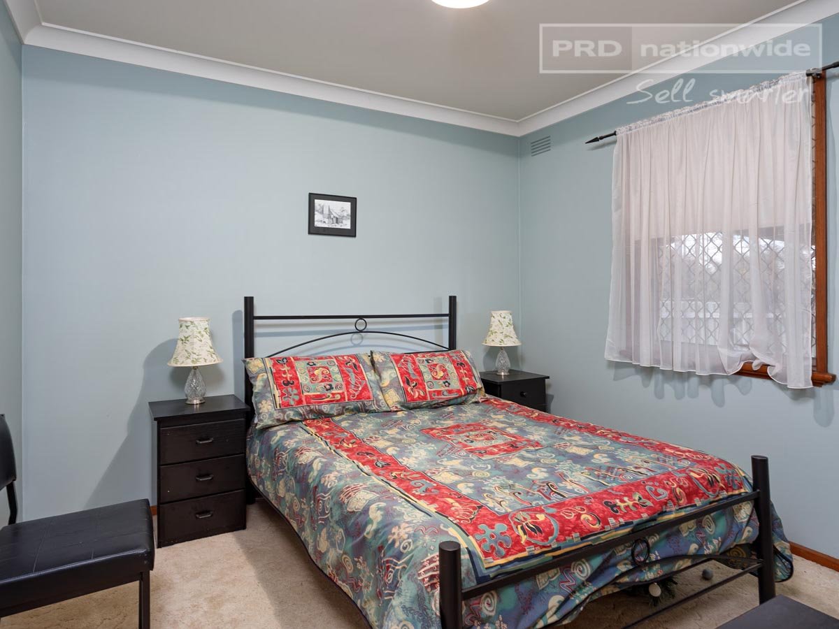 74 Raye Street TOLLAND 13