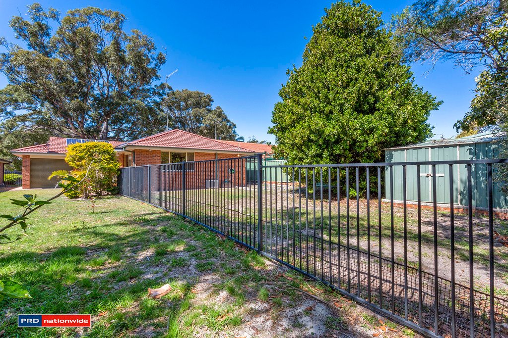 74 Rigney Street SHOAL BAY 16