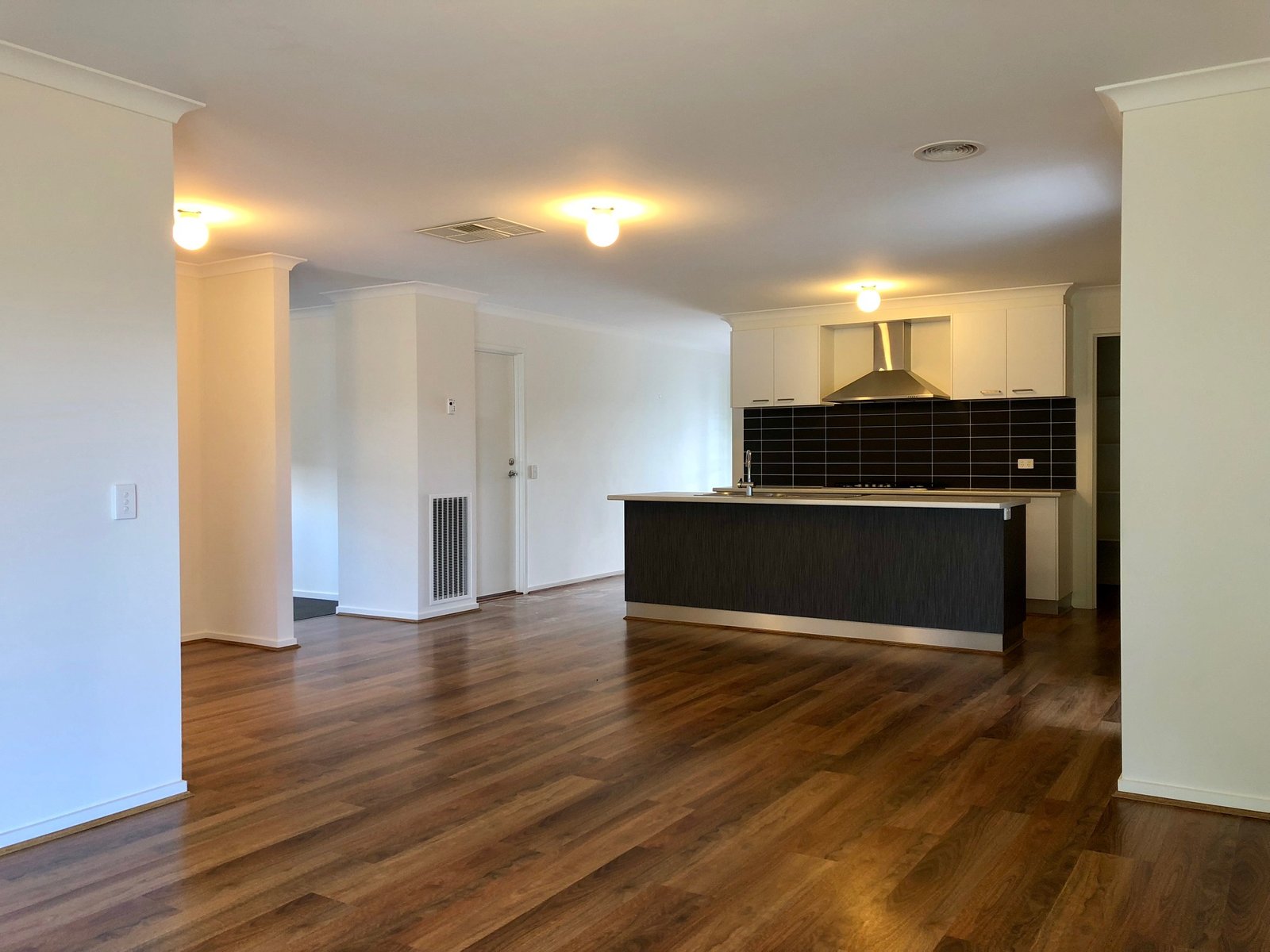 74 Riverboat Drive THURGOONA 4