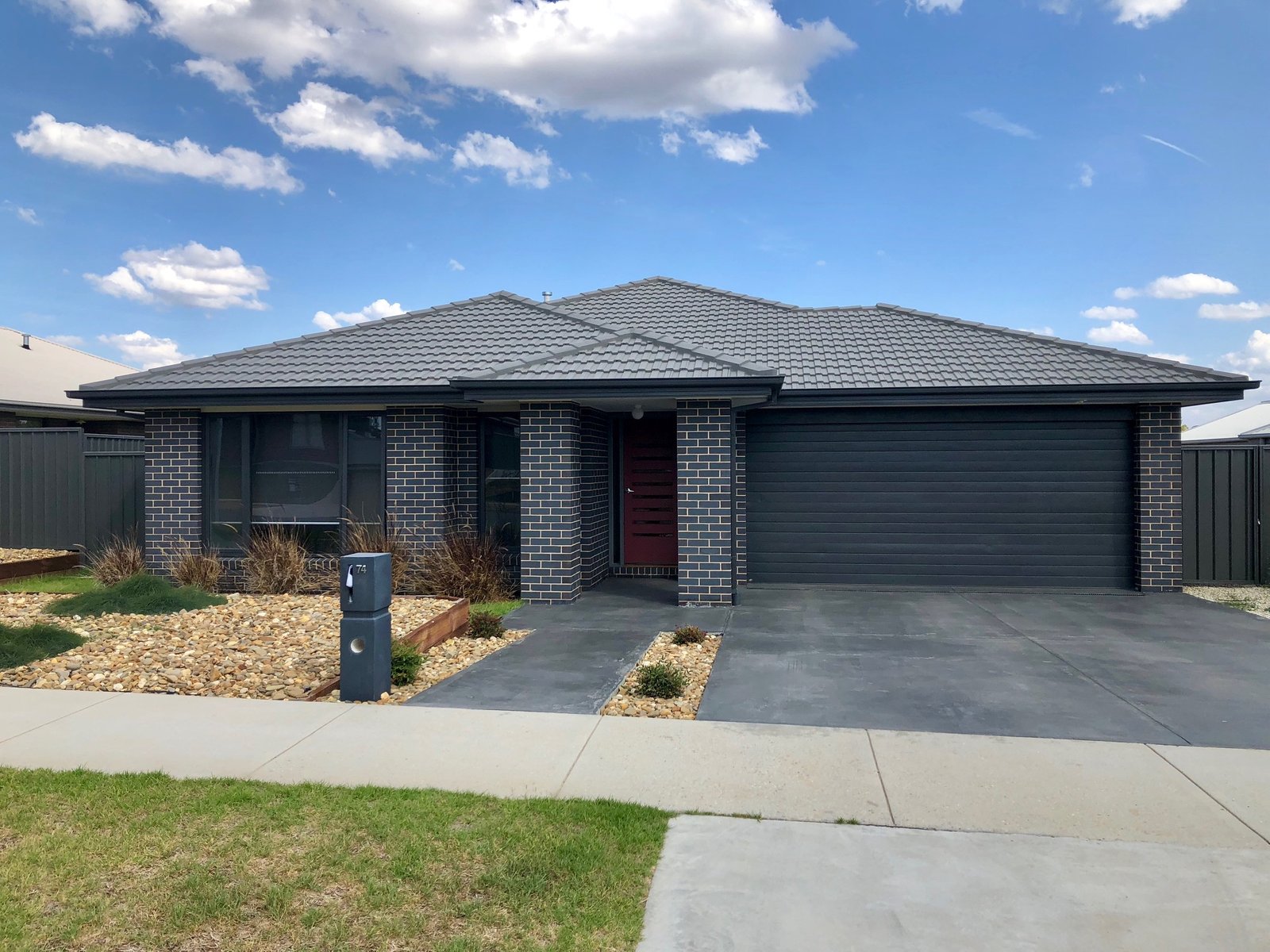 74 Riverboat Drive THURGOONA 1