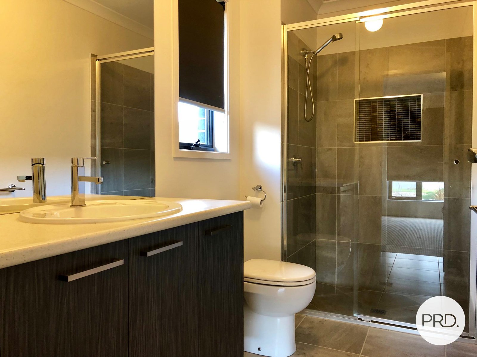 74 Riverboat Drive THURGOONA 9