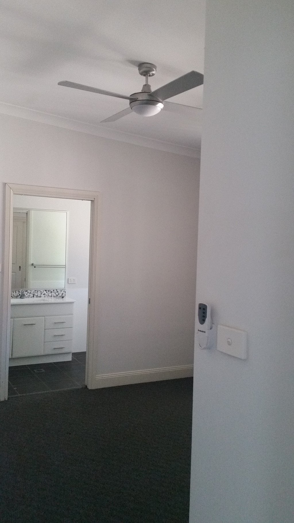 74 Russell Street TUMUT 7