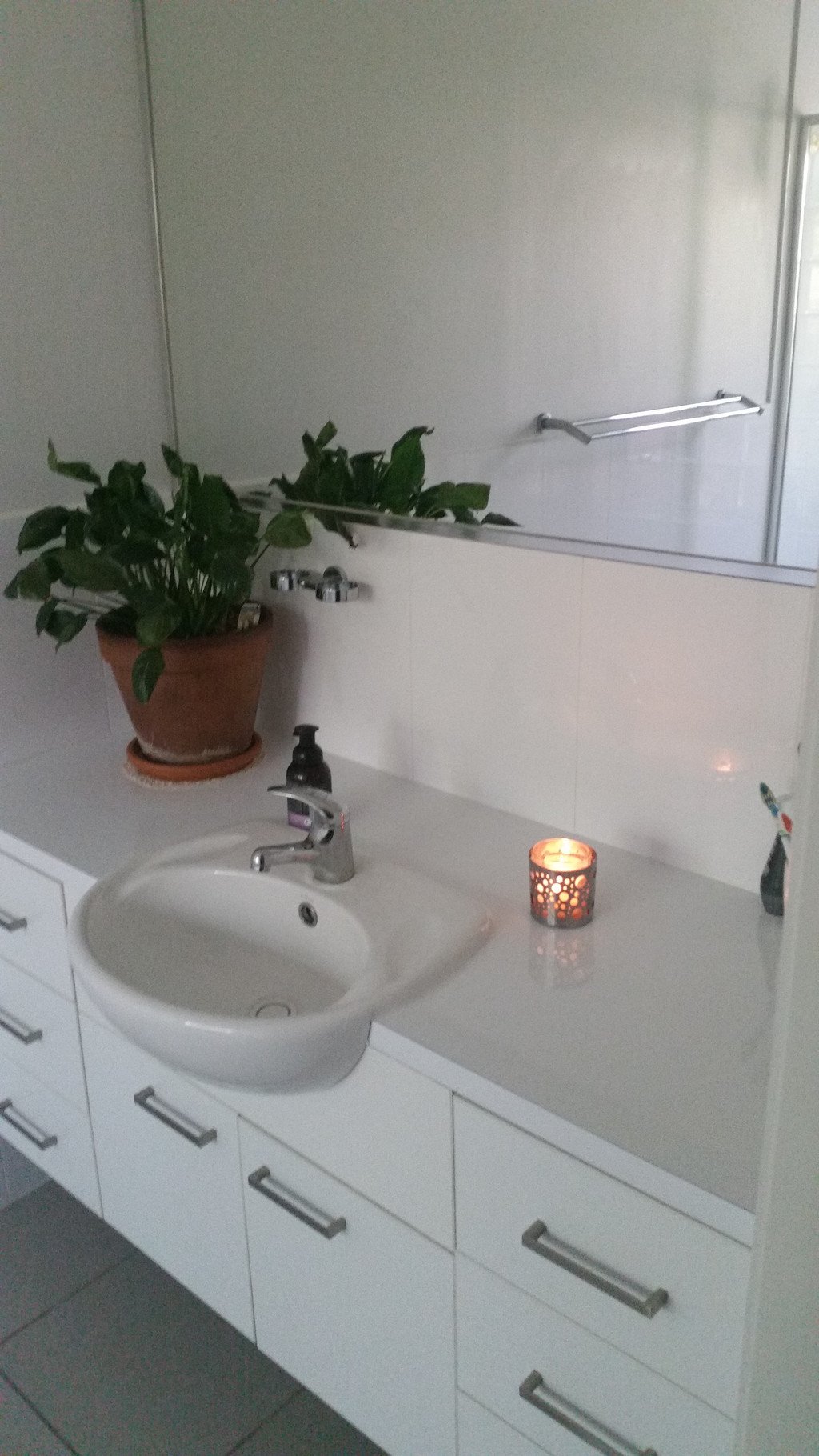 74 Russell Street TUMUT 8