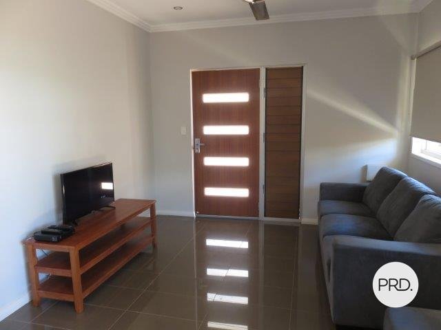 7/4 Shingoro Street BILINGURR 2