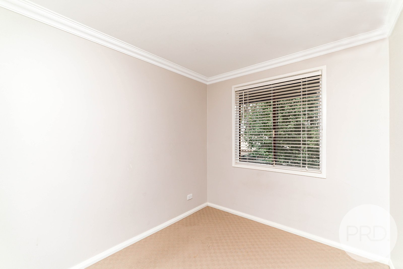 74 Simkin Crescent KOORINGAL 6