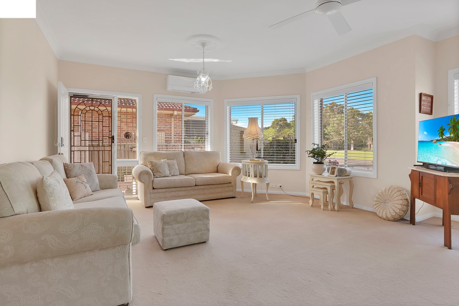 74 Stanthorpe Drive KANAHOOKA 3