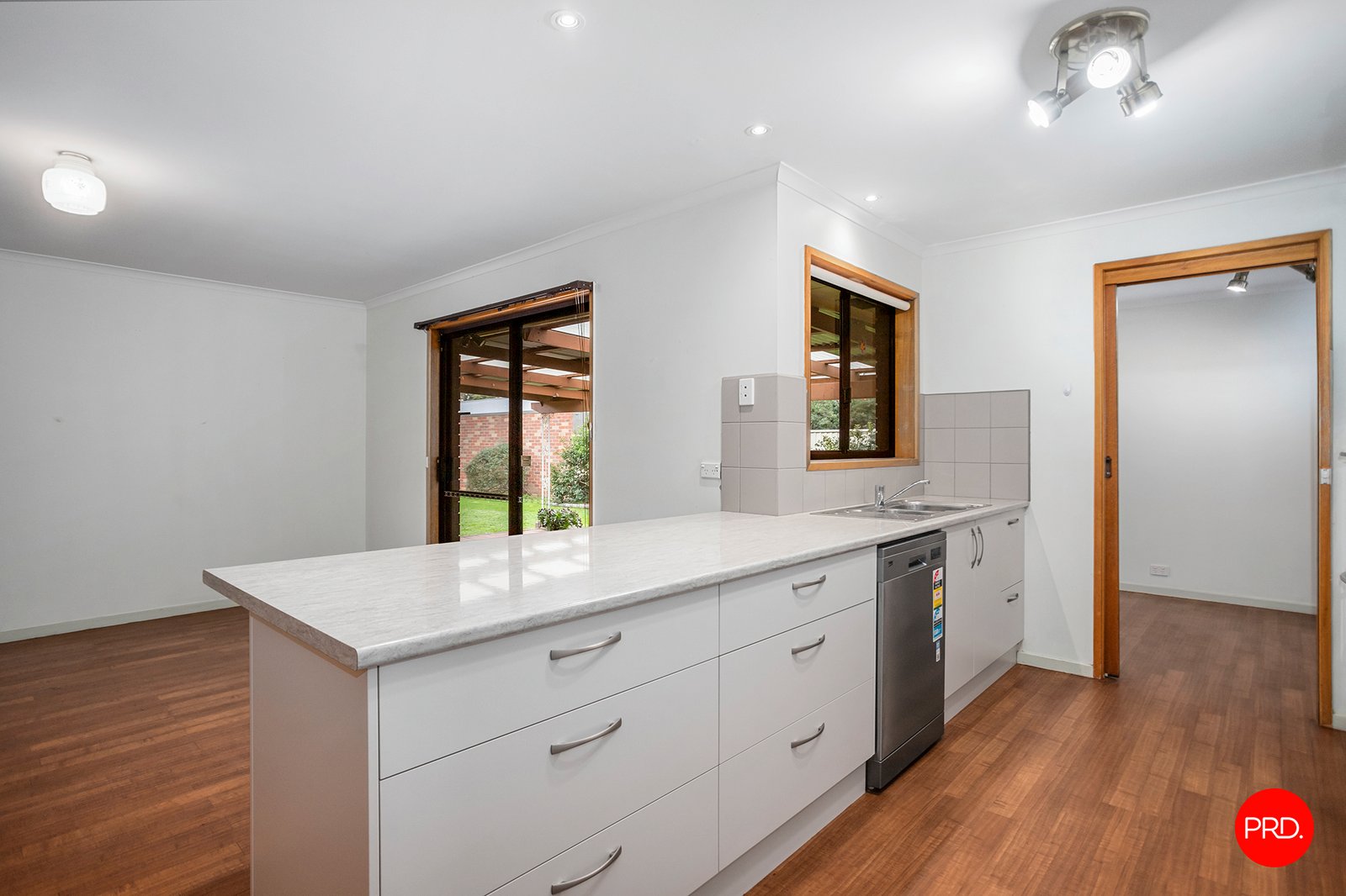 74 Strickland Street ASCOT 5