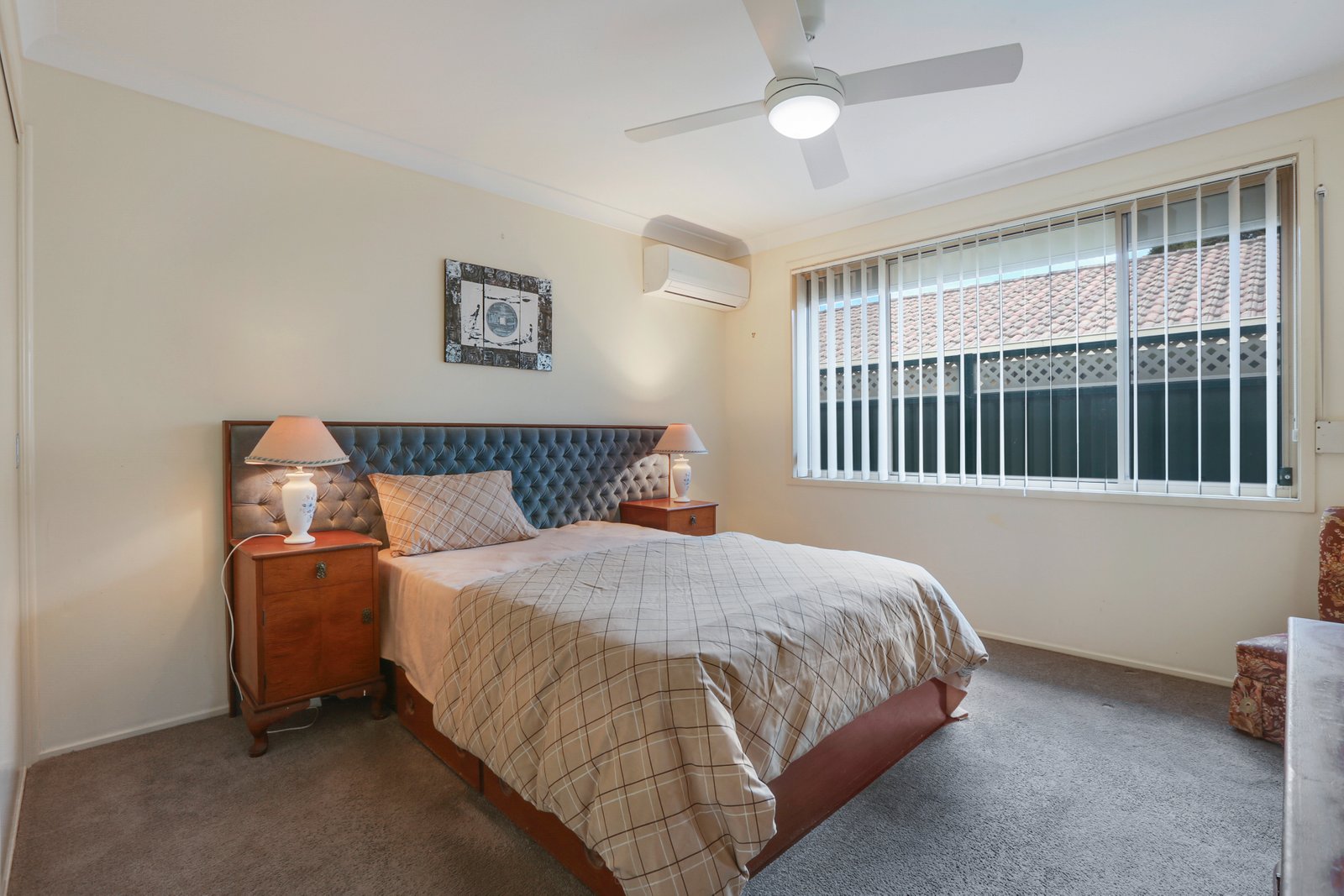 74 Sunnybank Crescent HORSLEY 4