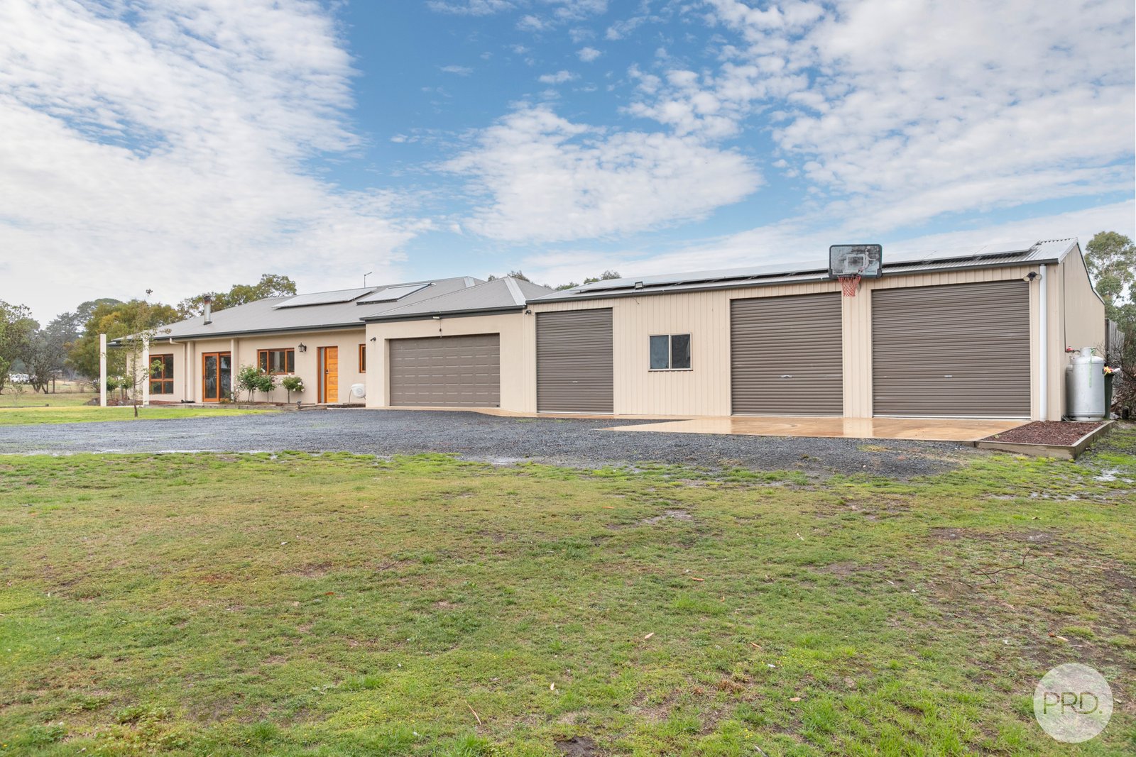 74 Taemore Close HADDON 2