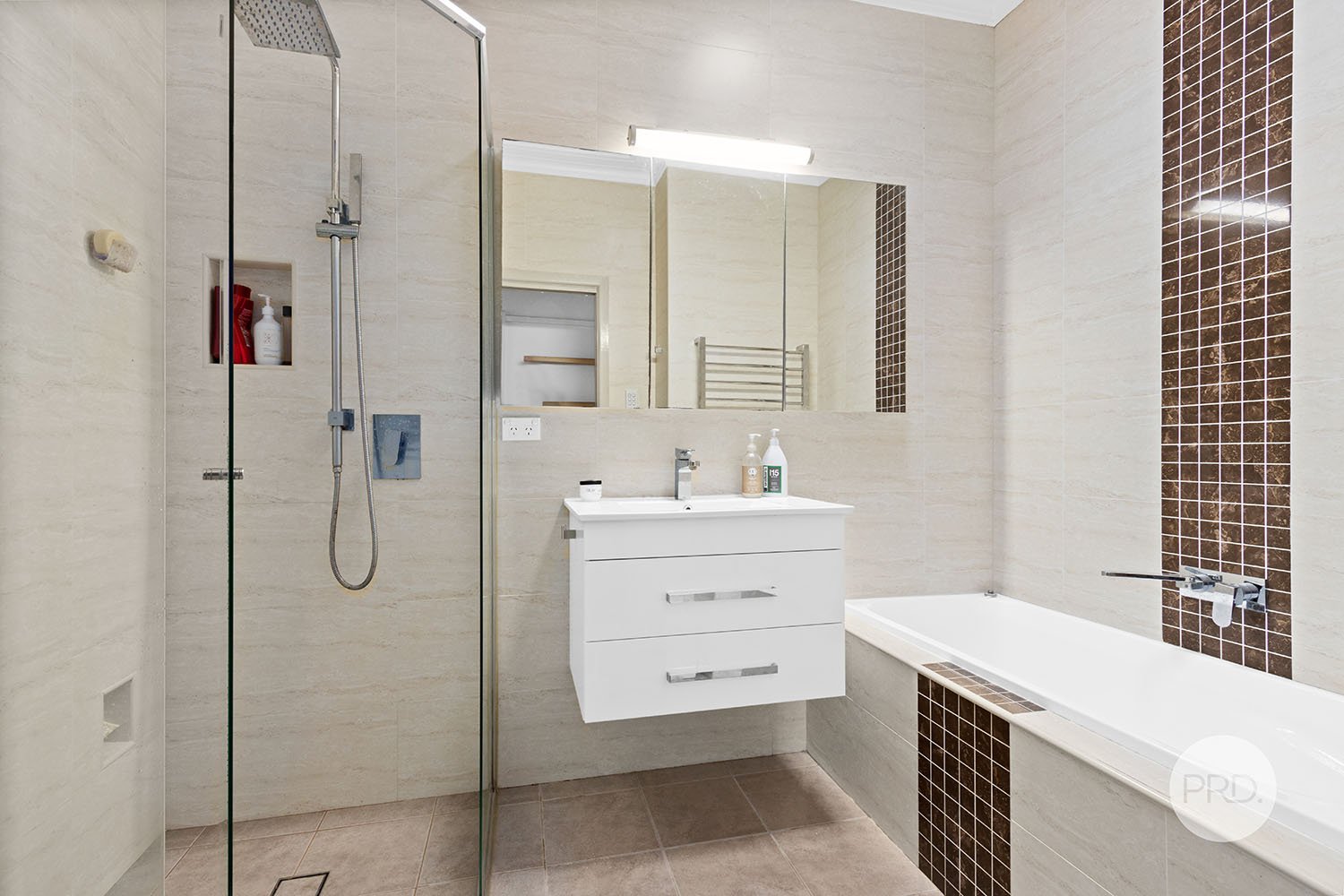 74 Valentia Avenue LUGARNO 7