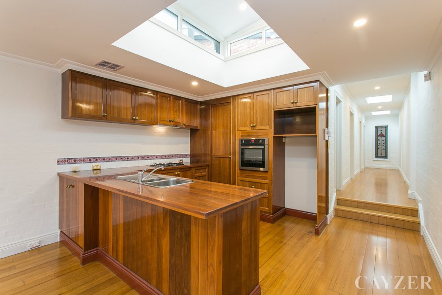 Gallery: 74 Victoria Avenue