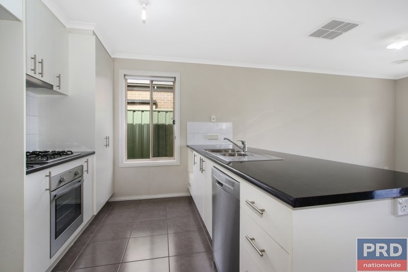 74 Victoria Cross Parade WODONGA 2