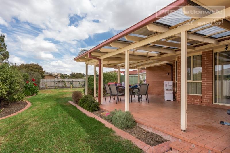 74 Yentoo Drive GLENFIELD PARK 9