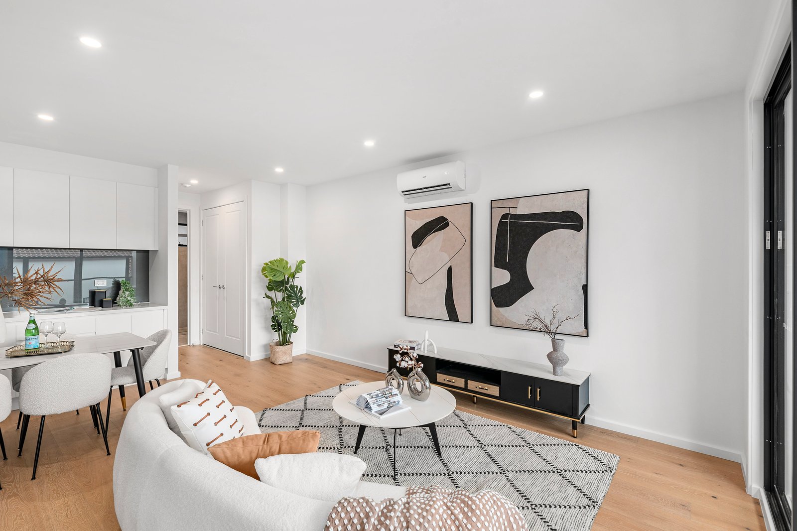 Gallery: 7/406 Burwood Highway