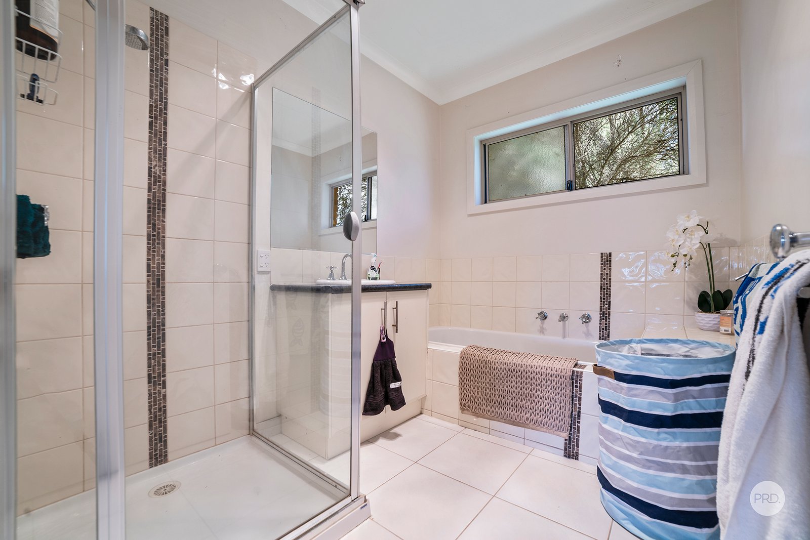 741 Midland Highway HUNTLY 9