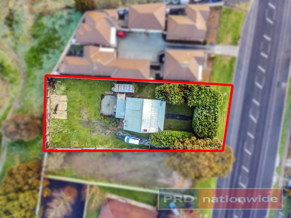 742 Geelong Road CANADIAN 1