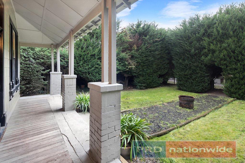 742 Geelong Road CANADIAN 3