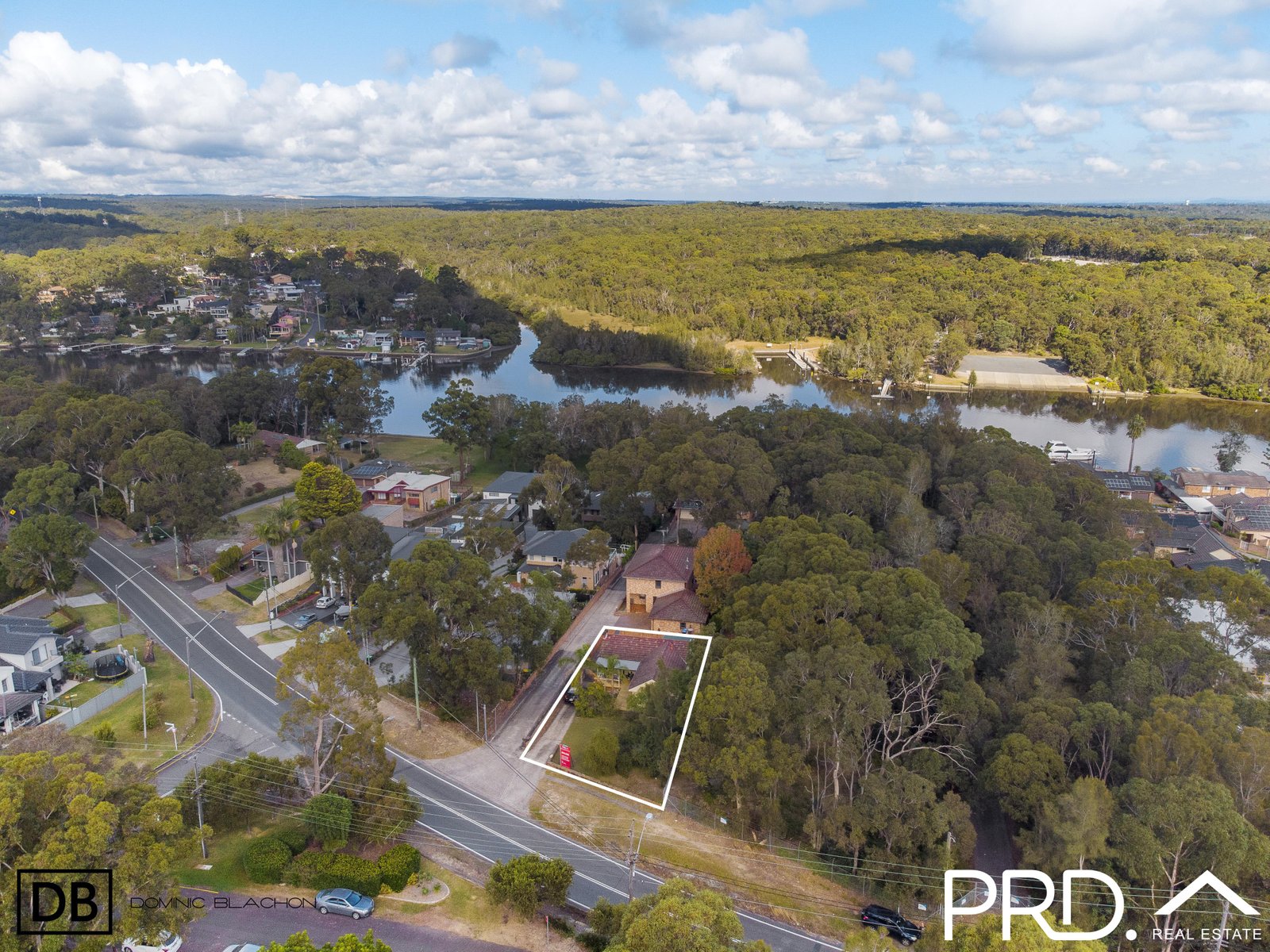 742 Henry Lawson Drive PICNIC POINT 2