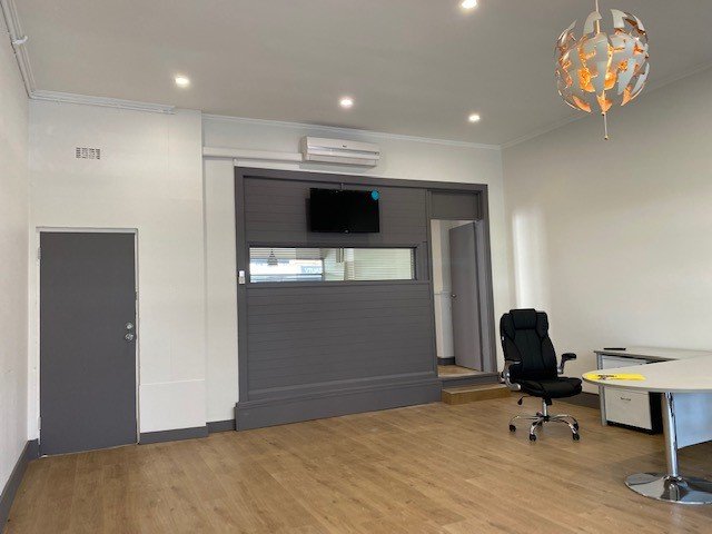Gallery: 743 Centre Road