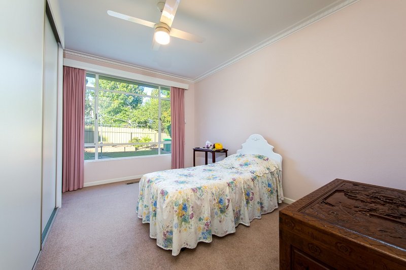 744 Fellowes Crescent ALBURY 7