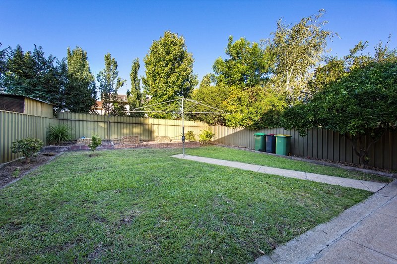 744 Fellowes Crescent ALBURY 13