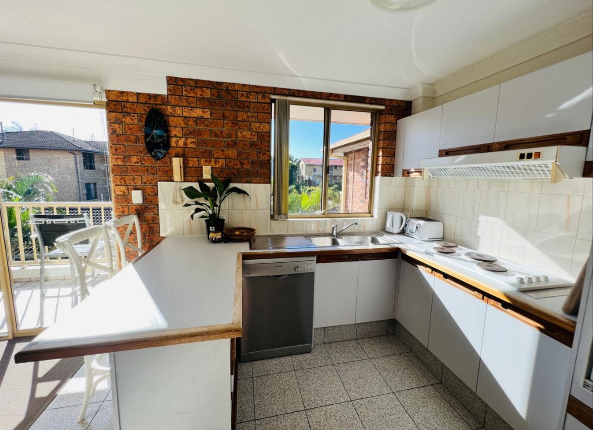 7/44 Ocean Street Mermaid Beach 4