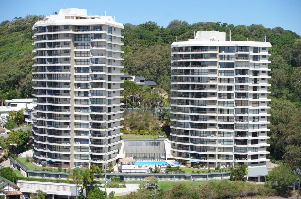 74/45 Hayle Street BURLEIGH HEADS 9