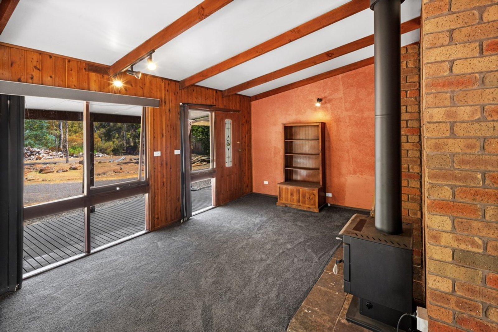 Gallery: 745 Lillicur Road