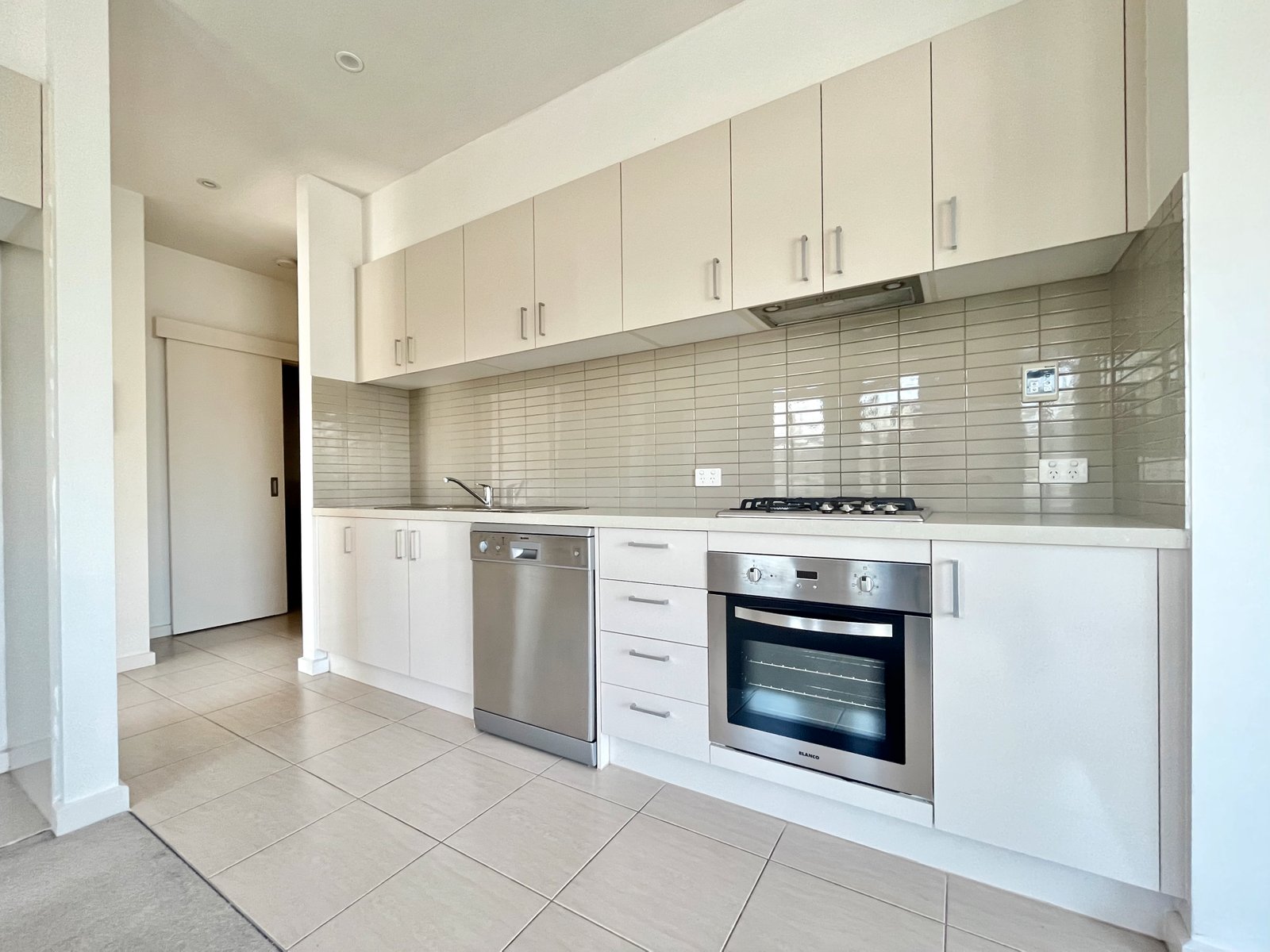 Gallery: 7/473 Warrigal Road