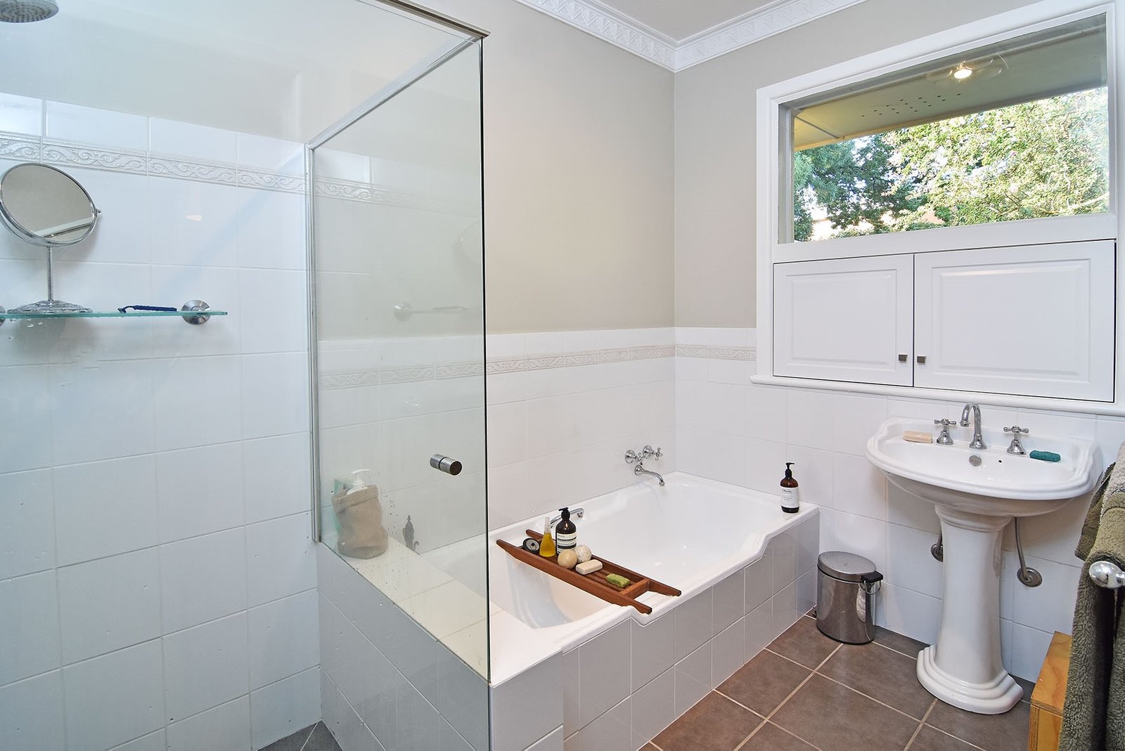 748 Forrest Hill Avenue ALBURY 11