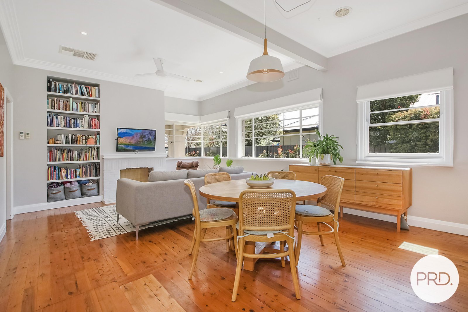 748 Vine Street ALBURY 9