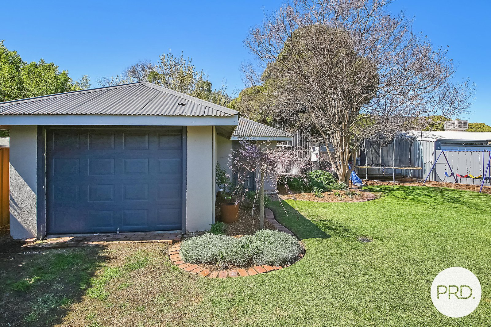 748 Vine Street ALBURY 19