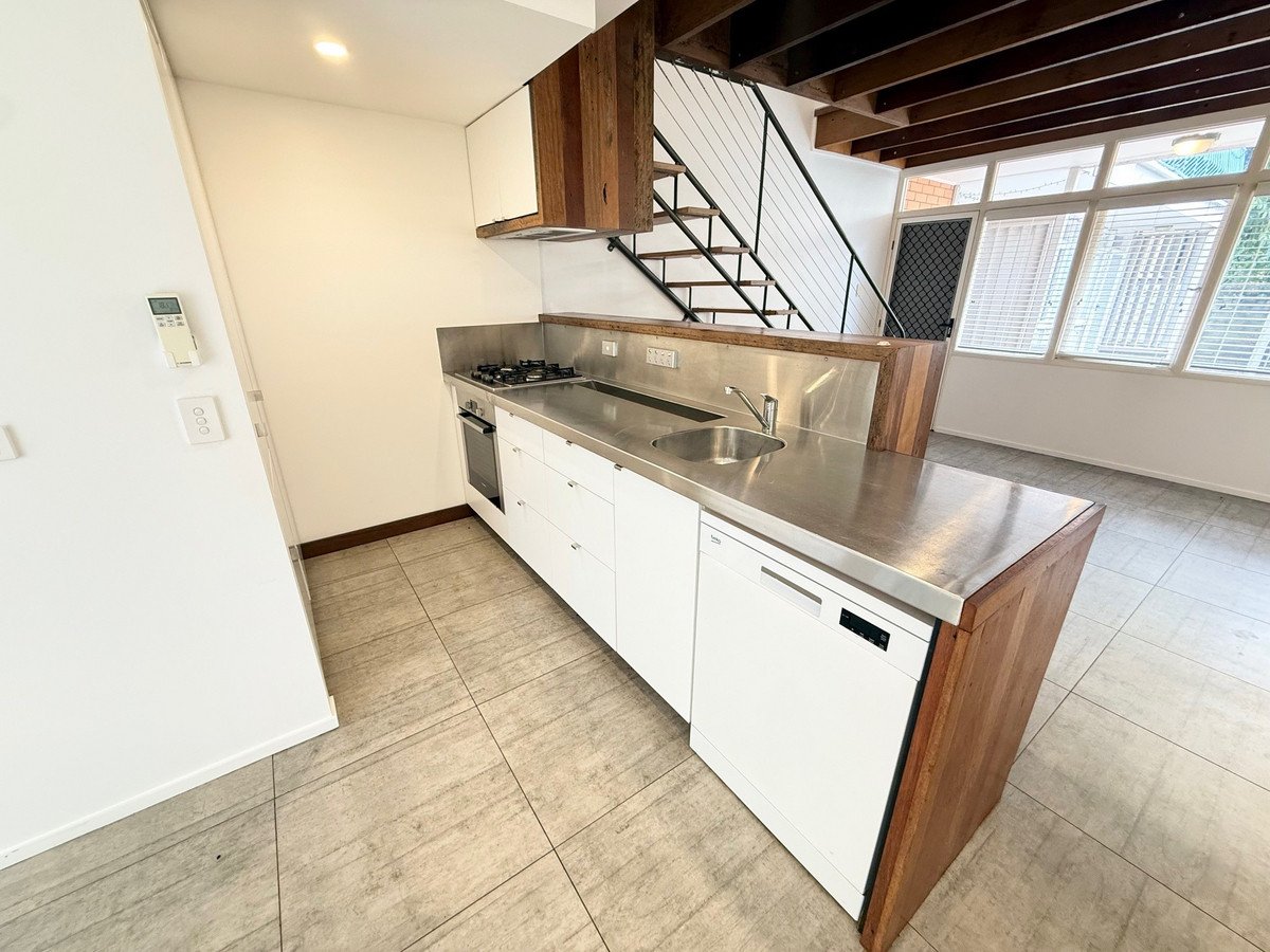 7/49 Connor Street BURLEIGH HEADS 5