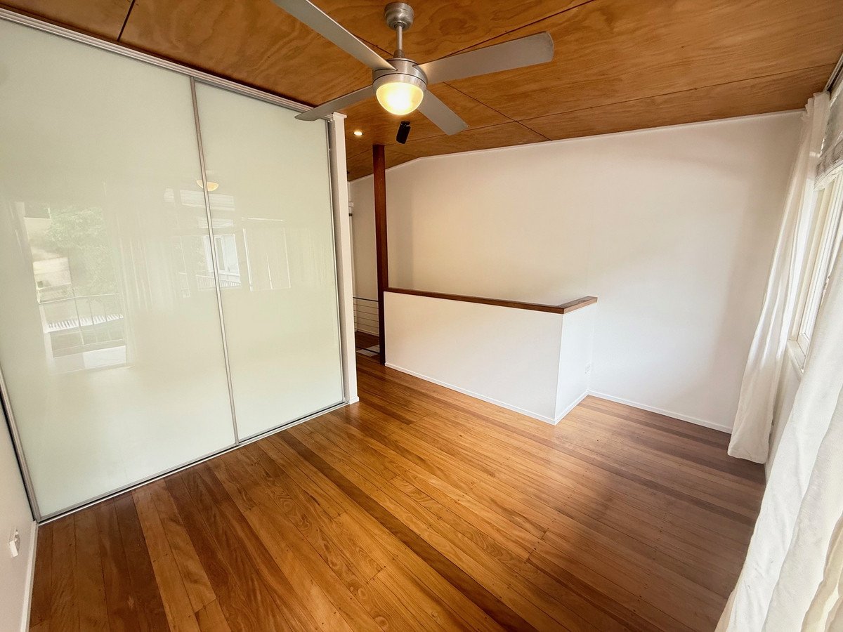 7/49 Connor Street BURLEIGH HEADS 9