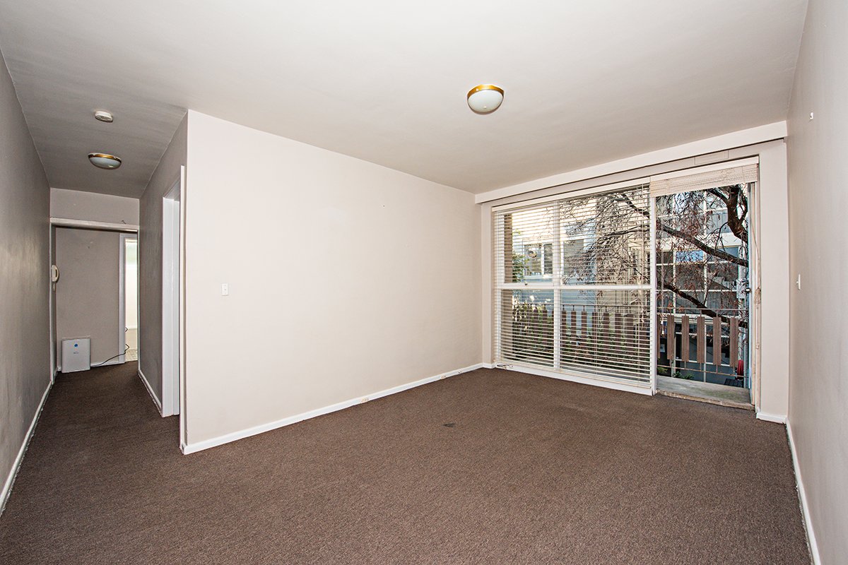 Gallery: 7/49 Kooyong Road