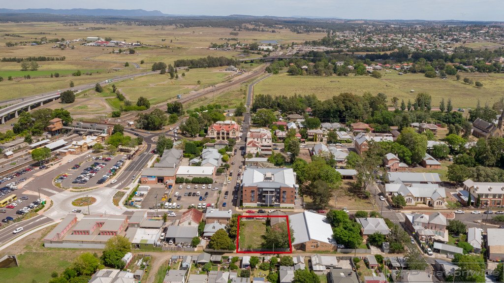 75-77 Elgin St  MAITLAND 7